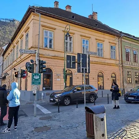 Sofia's Comfy Studio In The Old Town Apartment Brasov